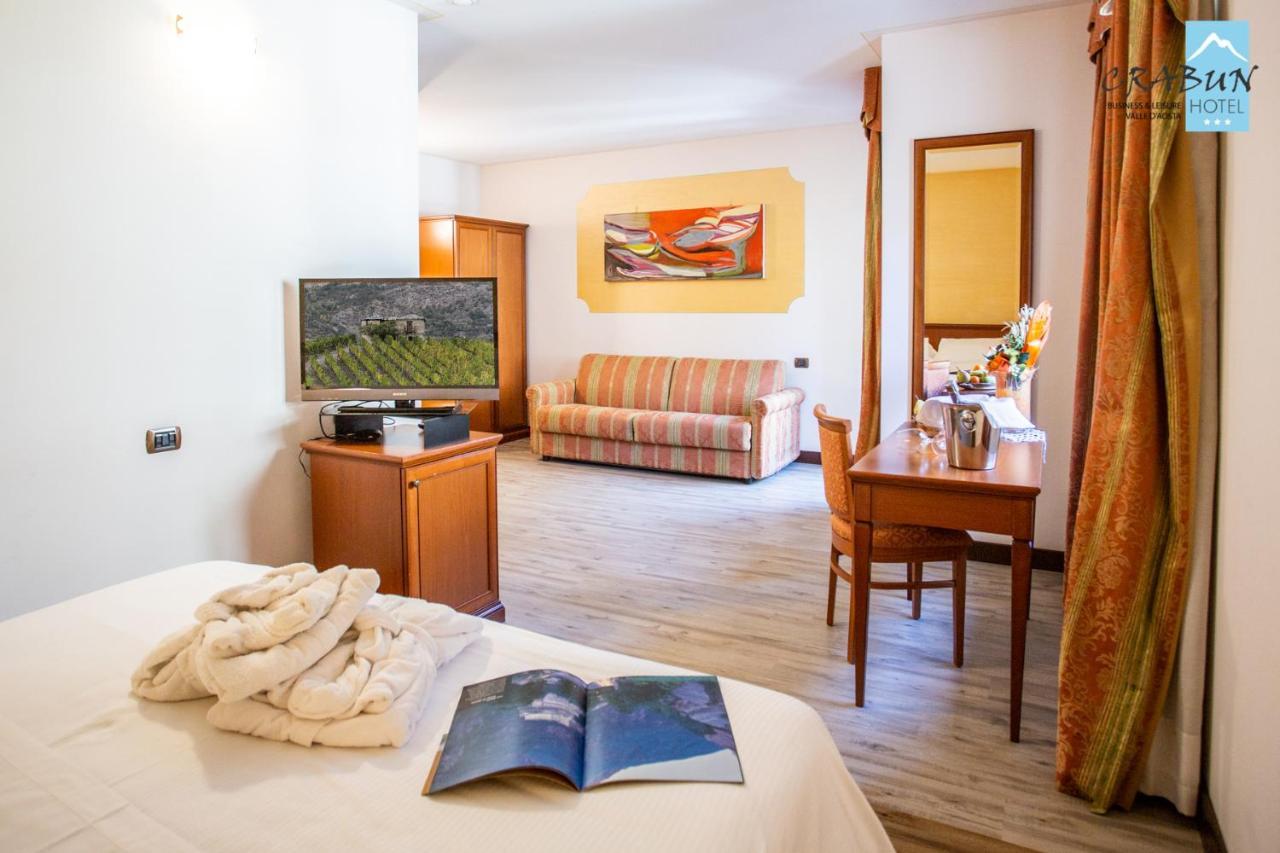 Crabun Hotel بونت ساين مارتن المظهر الخارجي الصورة